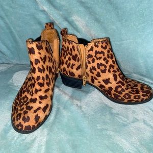 SO Leopard booties
